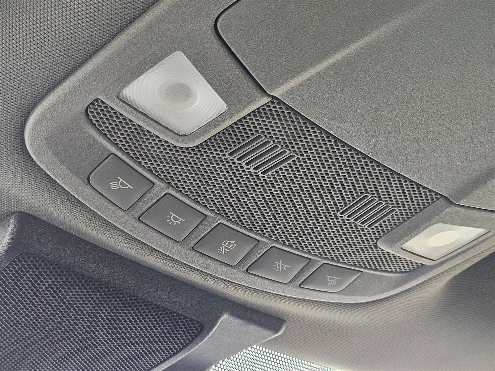 Certified 2019 Ford F150 XLT w/ Equipment Group 302A Luxury image 24