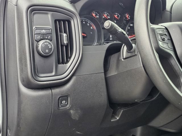 Used 2024 Chevrolet Silverado 1500 Custom image 18