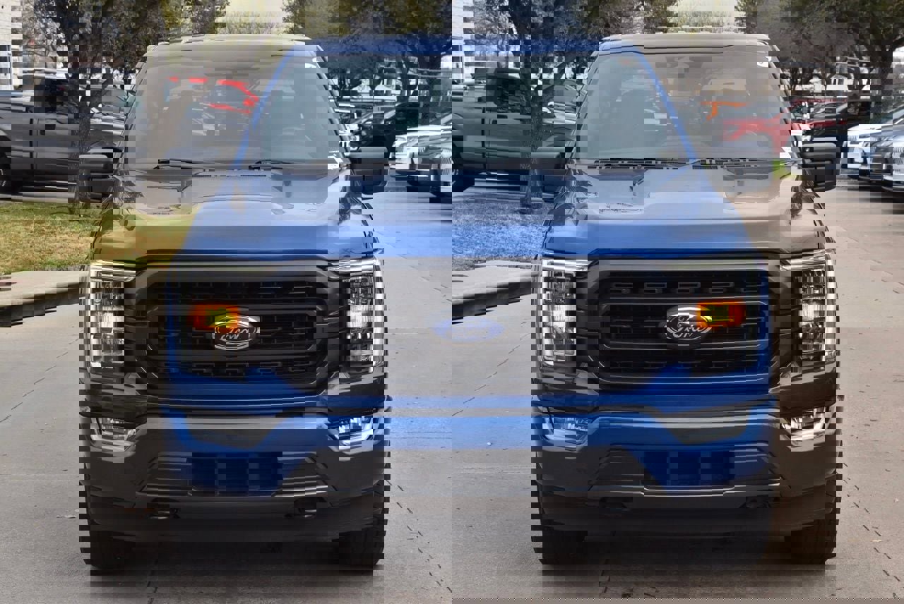 Certified 2022 Ford F150 XLT w/ Equipment Group 302A High image 13