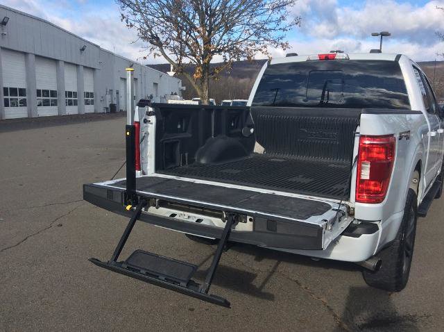 Certified 2022 Ford F150 XLT w/ Equipment Group 302A High image 11