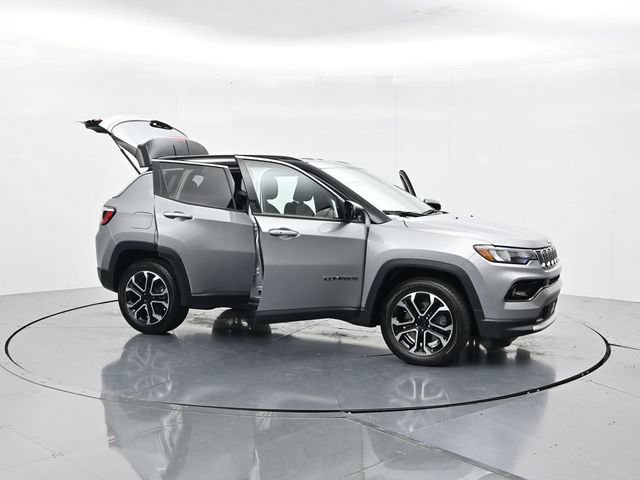 Used 2023 Jeep Compass Limited AWD/4WD image 53