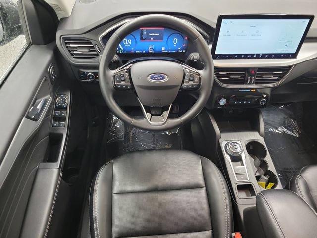 Certified 2025 Ford Escape Platinum AWD/4WD image 13
