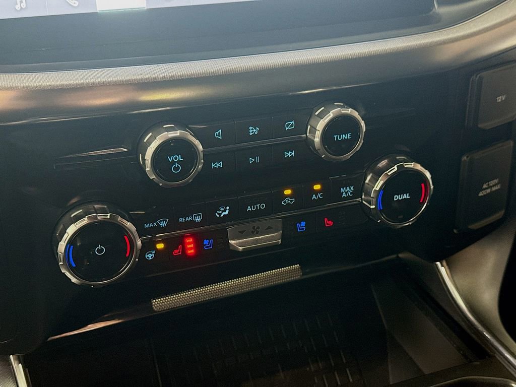 Certified 2022 Ford F150 Raptor w/ Equipment Group 801A High image 19