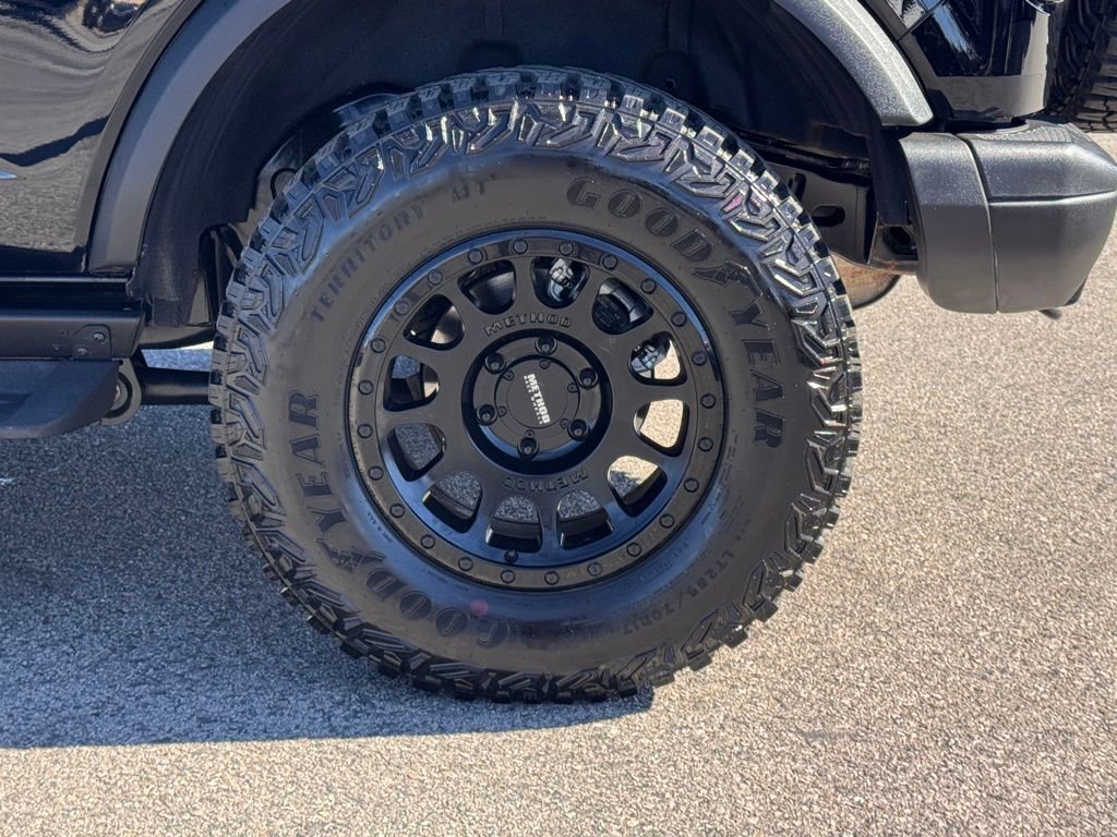 Certified 2025 Ford Bronco Badlands image 14