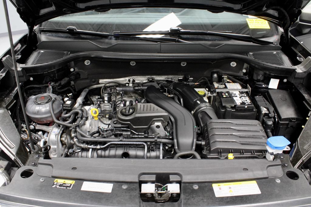 Used 2024 Volkswagen Taos S AWD/4WD image 17