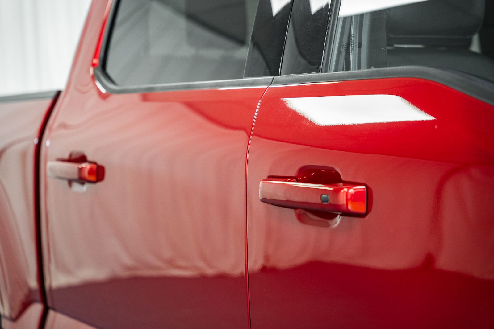 Certified 2023 Ford F150 Lariat w/ Equipment Group 502A High image 15