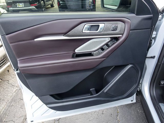 Certified 2026 Ford Explorer Platinum AWD/4WD image 28