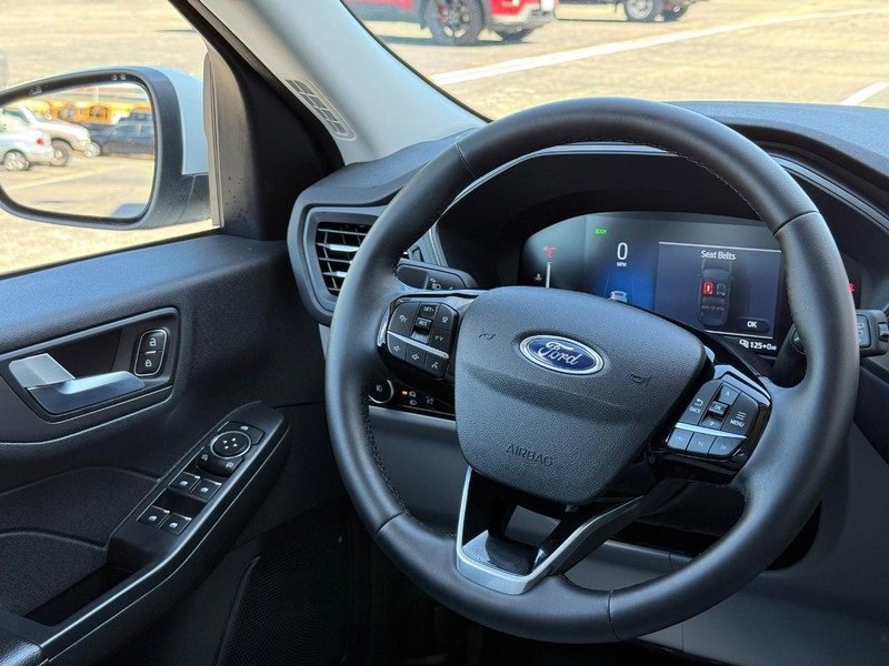 Certified 2023 Ford Escape SE image 14