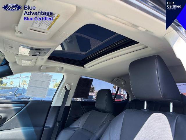 Used 2025 Lexus ES 350 w/ Accessory Package (Z1) FWD image 18