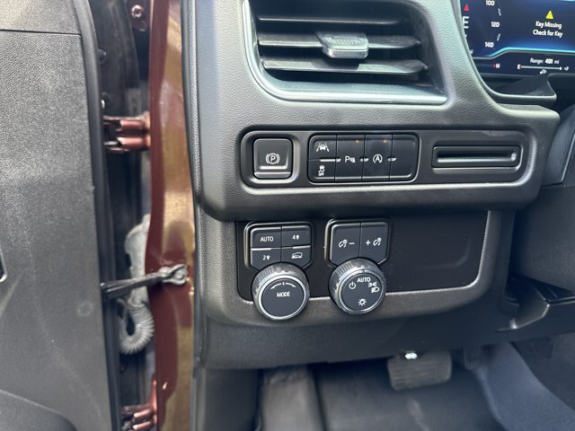 Used 2023 Chevrolet Tahoe LT AWD/4WD image 16