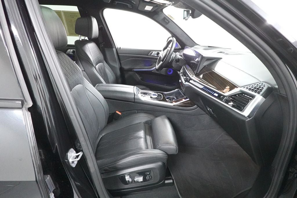 Used 2023 BMW X7 M60i w/ Executive Package AWD/4WD image 36