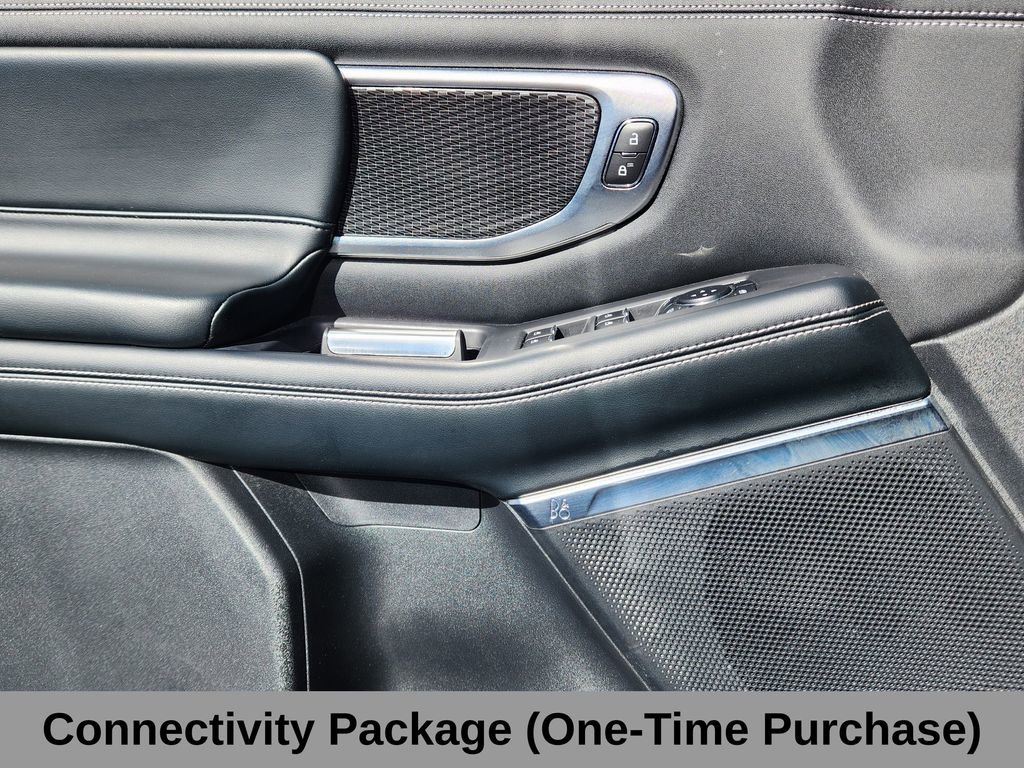 Certified 2025 Ford Expedition Platinum w/ Stealth Performance Package AWD/4WD image 9