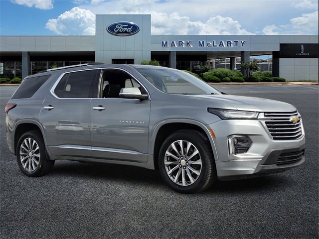 Used 2023 Chevrolet Traverse Premier image 7