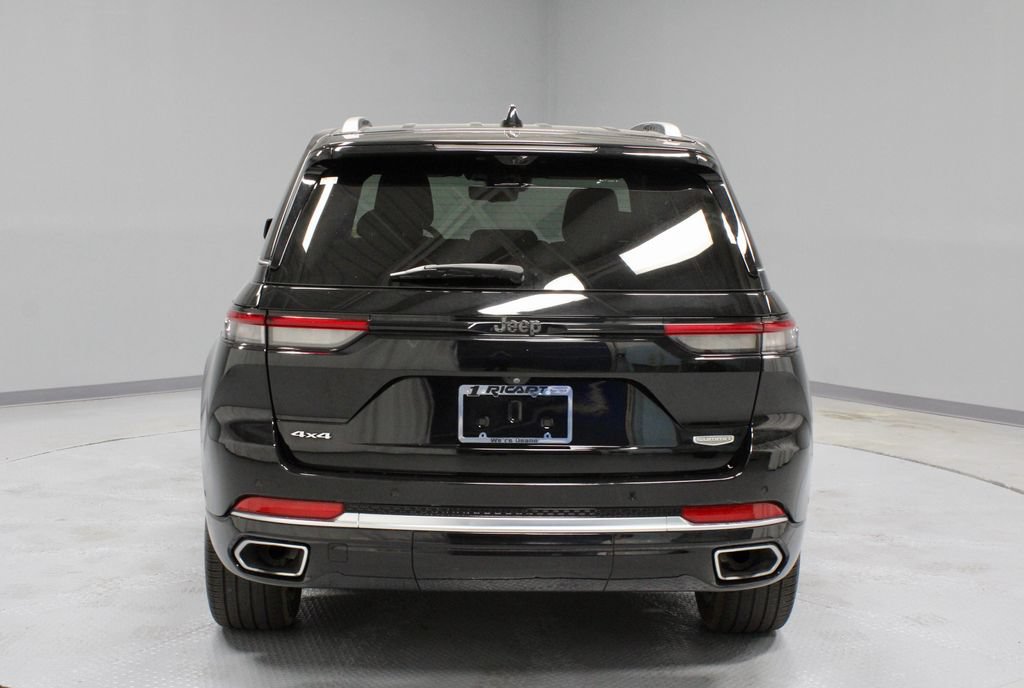 Used 2024 Jeep Grand Cherokee Summit AWD/4WD image 12