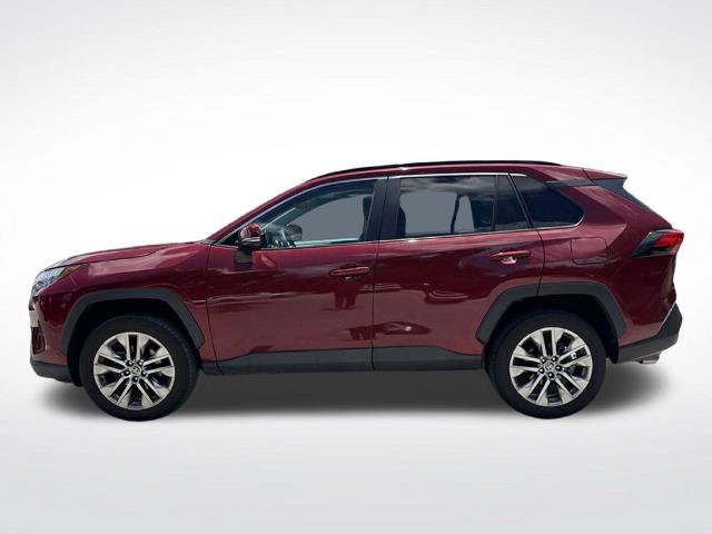 Used 2023 Toyota RAV4 XLE Premium FWD image 8