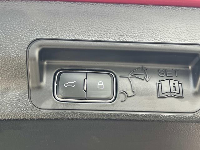 Certified 2023 Ford Explorer XLT w/ Equipment Group 202A image 11