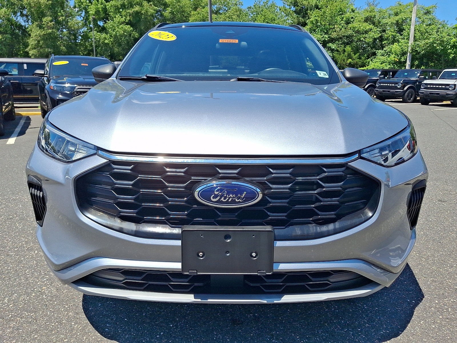 Certified 2023 Ford Escape ST-Line w/ Tech Pack #1 AWD/4WD image 3