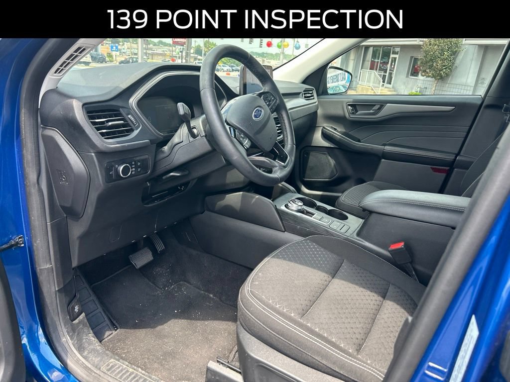 Certified 2023 Ford Escape Active w/ Cold Weather Package FWD image 9