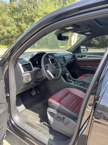 Used 2021 Volkswagen Atlas Cross Sport SEL Premium AWD/4WD image 8