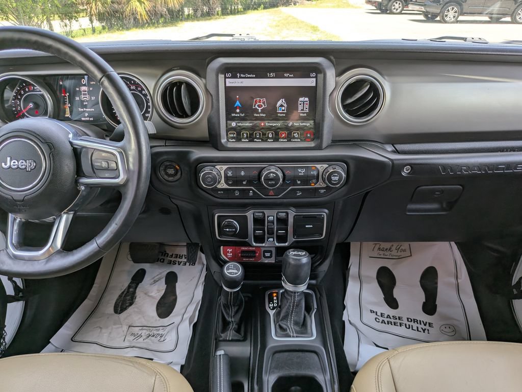 Used 2018 Jeep Wrangler Unlimited Rubicon AWD/4WD image 18