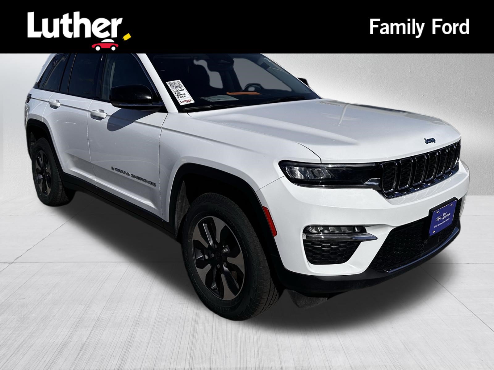 Used 2024 Jeep Grand Cherokee Limited 4xe AWD/4WD image 1