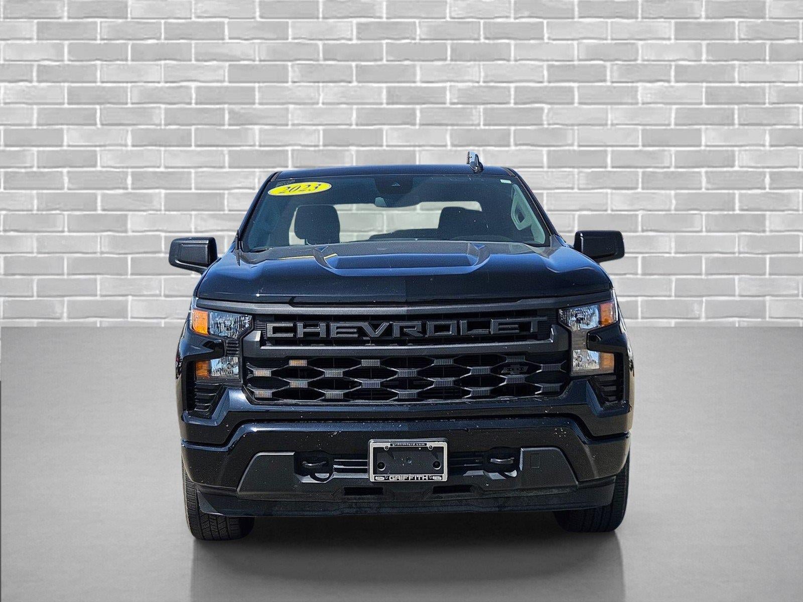 Used 2023 Chevrolet Silverado 1500 Custom w/ LPO, Dark Essentials Package RWD image 2