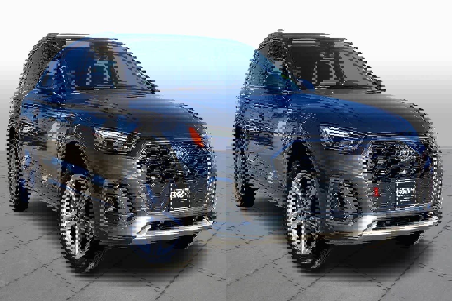 Used 2024 Audi Q5 e Premium Plus image 2