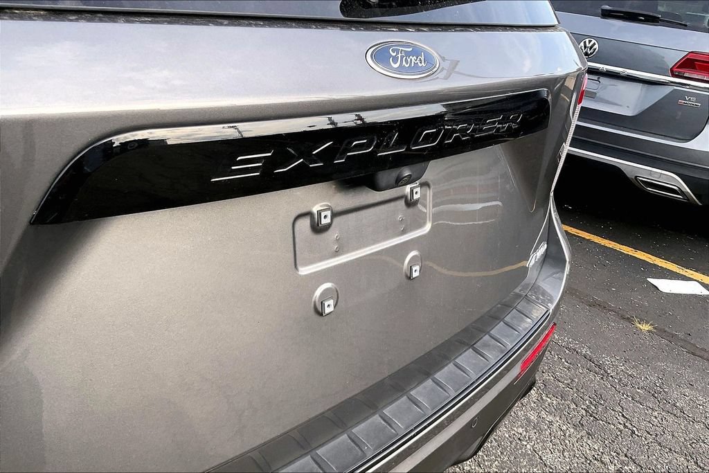 Certified 2024 Ford Explorer ST-Line w/ Class IV Trailer Tow Package AWD/4WD image 7