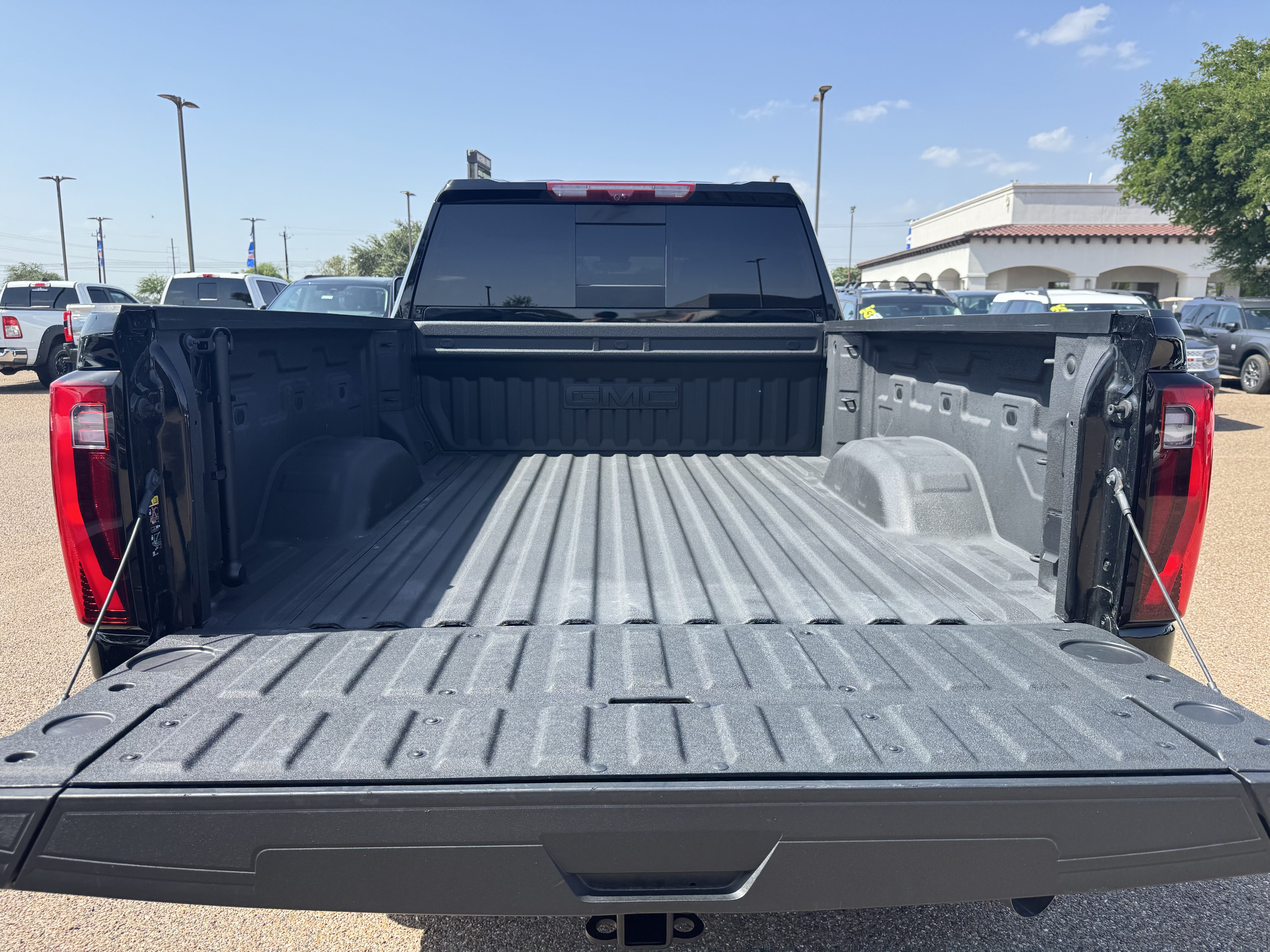 Used 2025 GMC Sierra 2500 Denali Ultimate AWD/4WD image 26