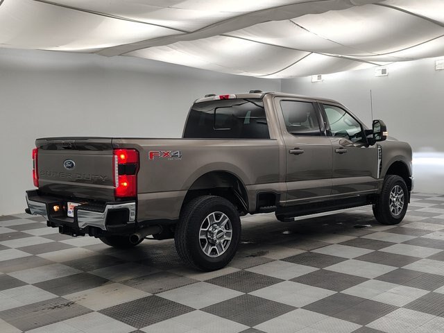 Certified 2023 Ford F250 Lariat w/ FX4 Off-Road Package AWD/4WD image 11