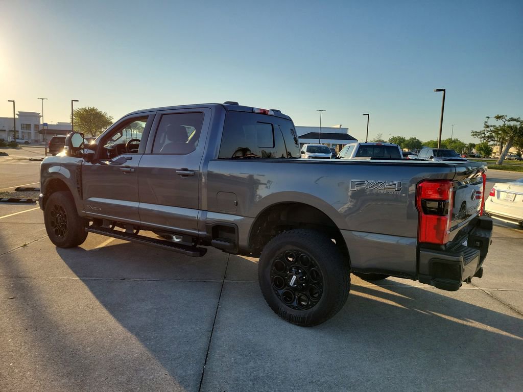 Certified 2025 Ford F350 Lariat w/ Lariat Ultimate Package AWD/4WD image 4