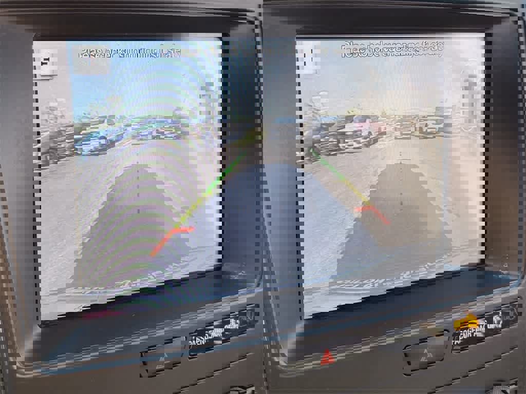 Certified 2019 Ford Explorer XLT w/ Equipment Group 201A image 24