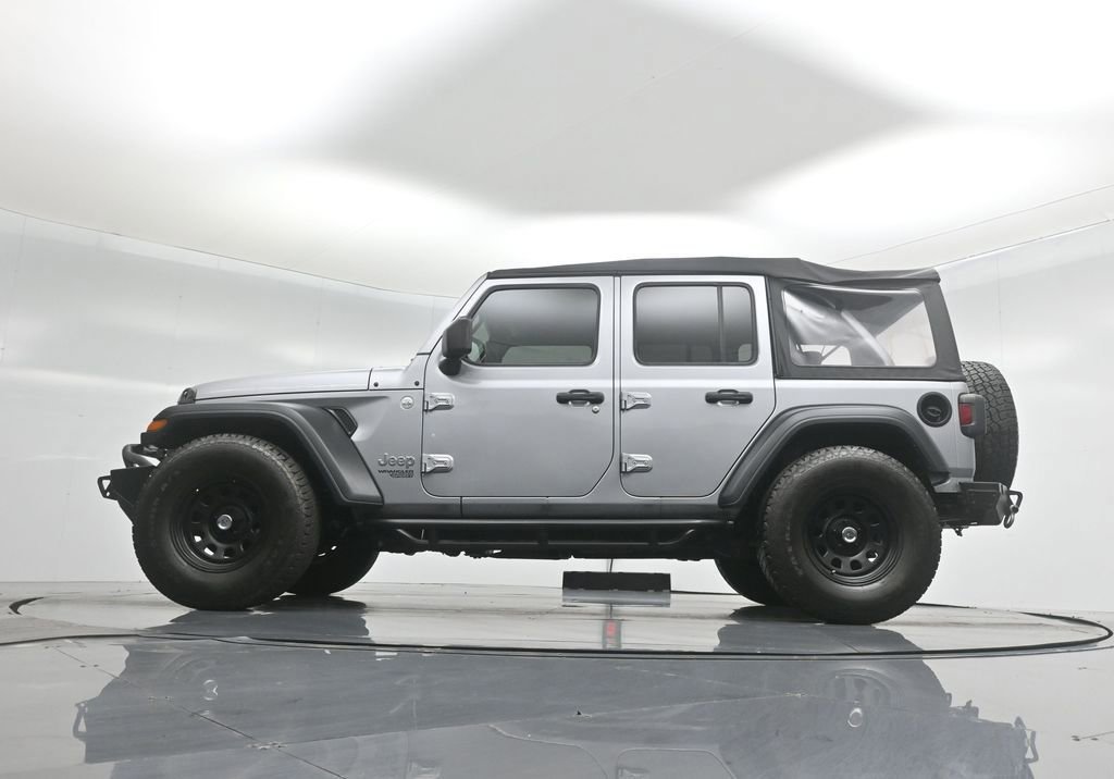 Used 2018 Jeep Wrangler Unlimited Sport image 27