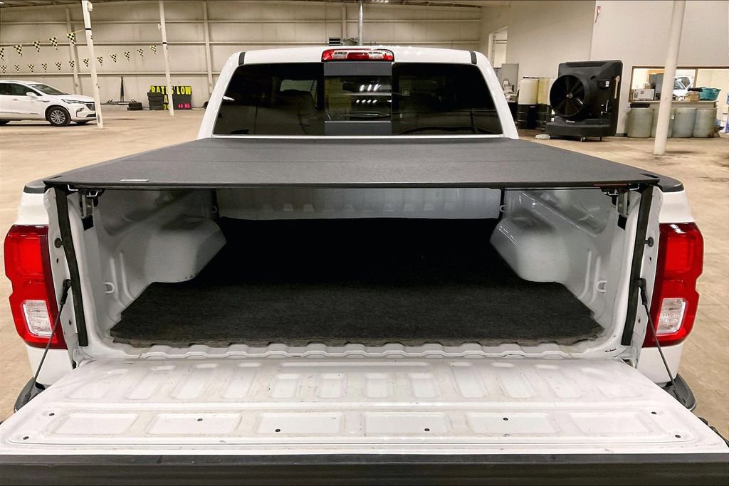 Used 2018 Chevrolet Silverado 1500 LTZ w/ Sport Package AWD/4WD image 31