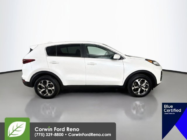 Used 2022 Kia Sportage LX AWD/4WD image 11