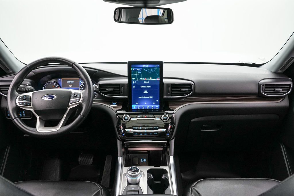 Certified 2023 Ford Explorer Limited w/ Hybrid Equipment Group 310A image 14