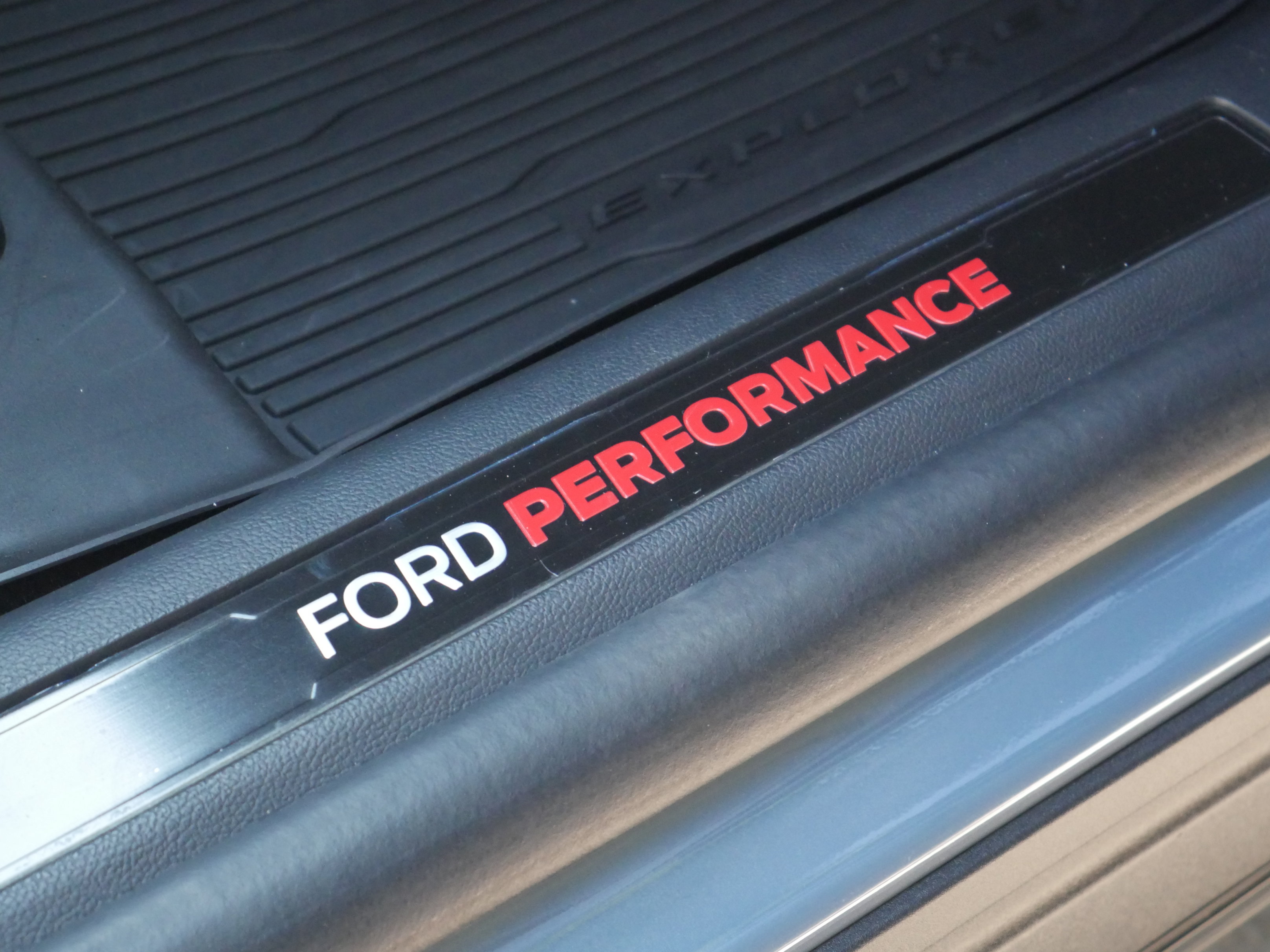 Certified 2025 Ford Explorer ST w/ Sun And Sound Package AWD/4WD image 32