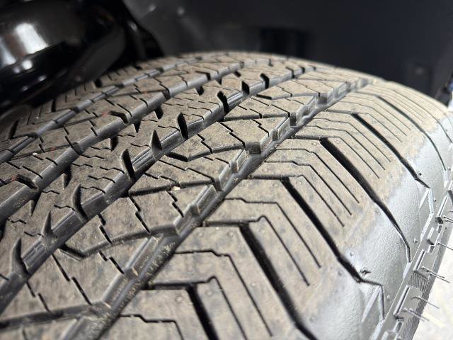 Certified 2025 Ford F150 Lariat w/ FX4 Off-Road Package image 11