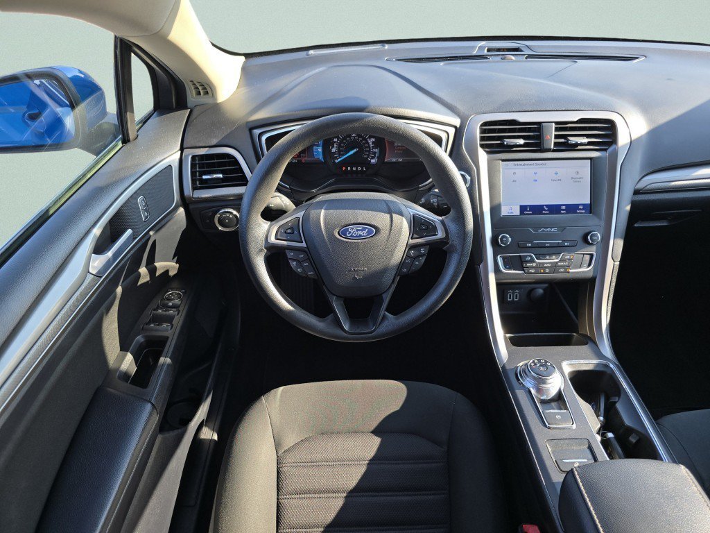 Certified 2020 Ford Fusion SE FWD image 26