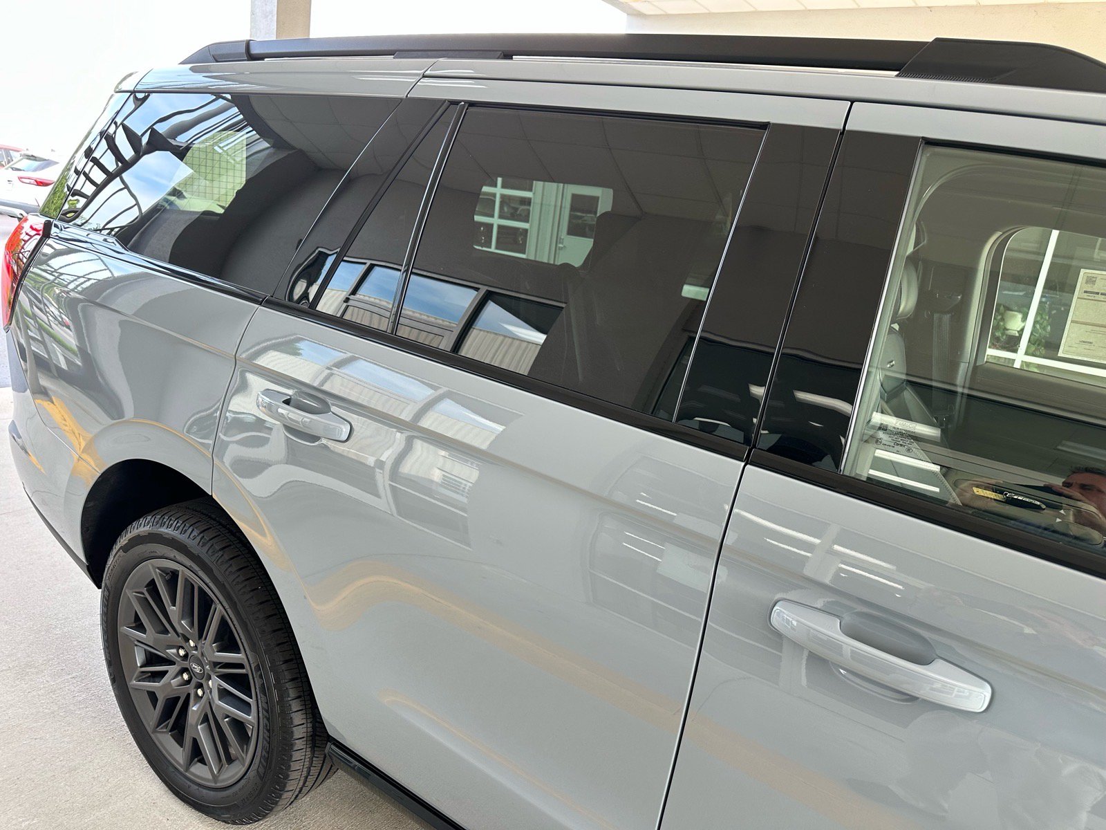 Certified 2025 Ford Expedition Platinum w/ Stealth Performance Package AWD/4WD image 11