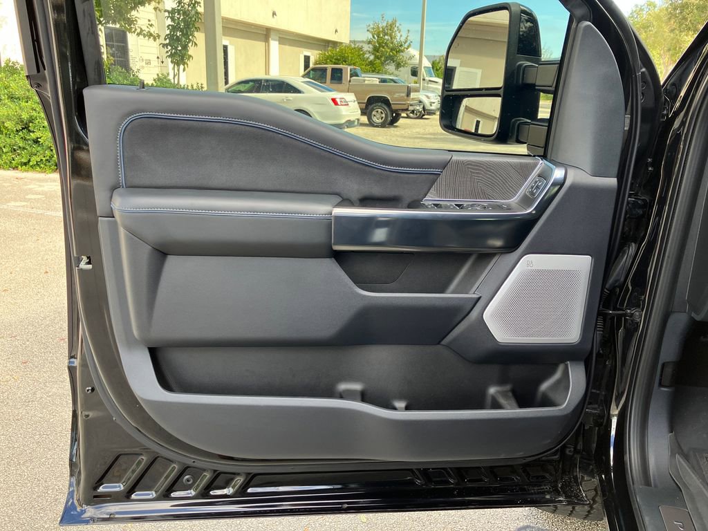 Certified 2025 Ford F350 Platinum image 22