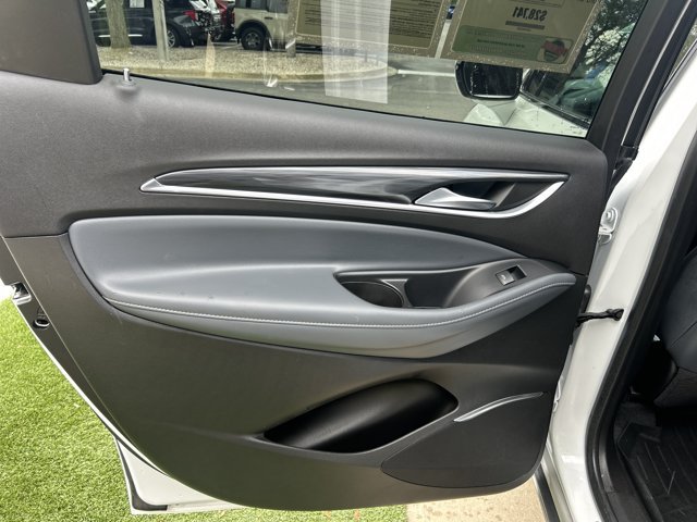 Used 2022 Buick Enclave Premium FWD image 12