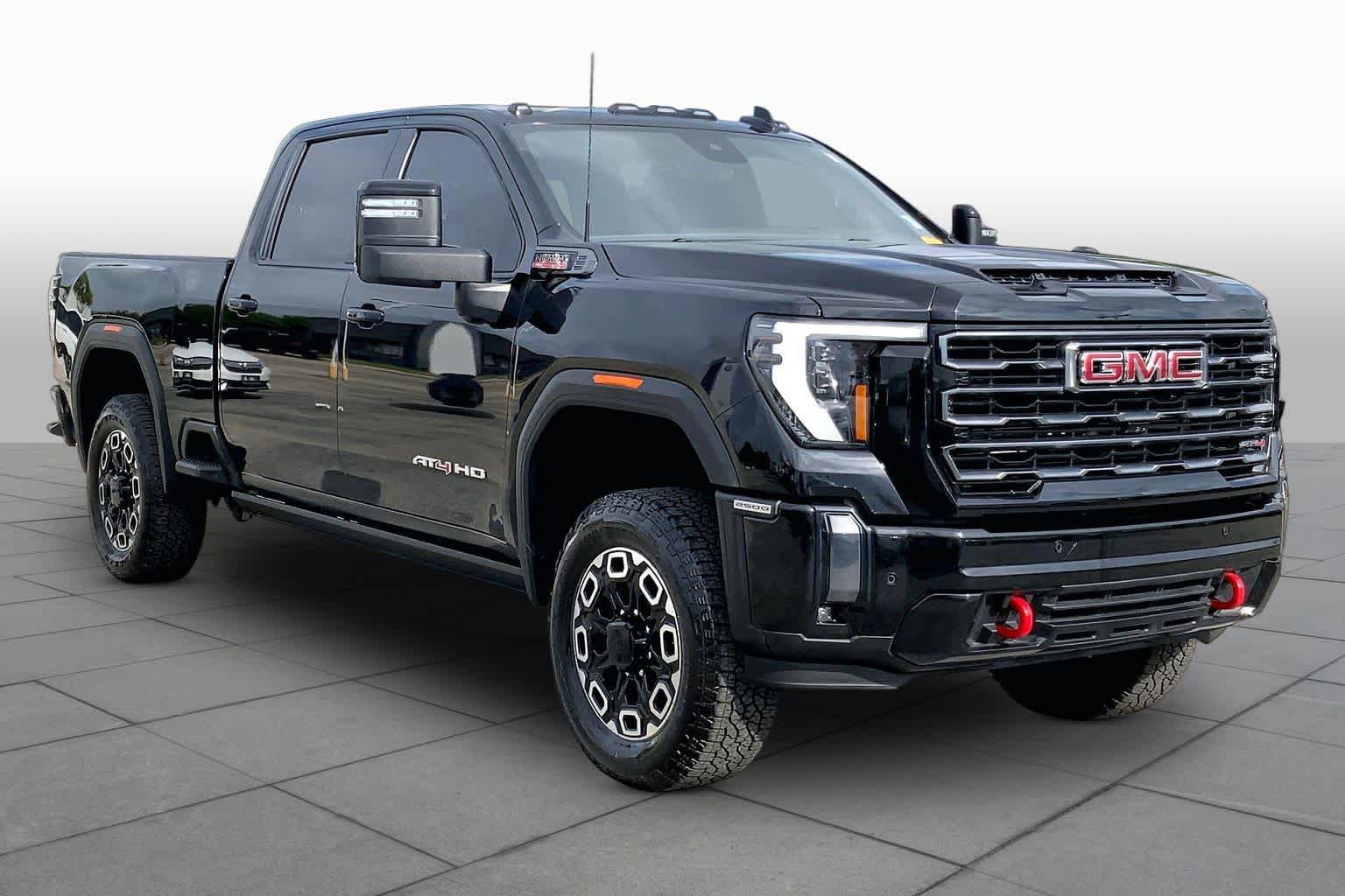 Used 2024 GMC Sierra 2500 AT4 w/ AT4 Premium Plus Package AWD/4WD image 3
