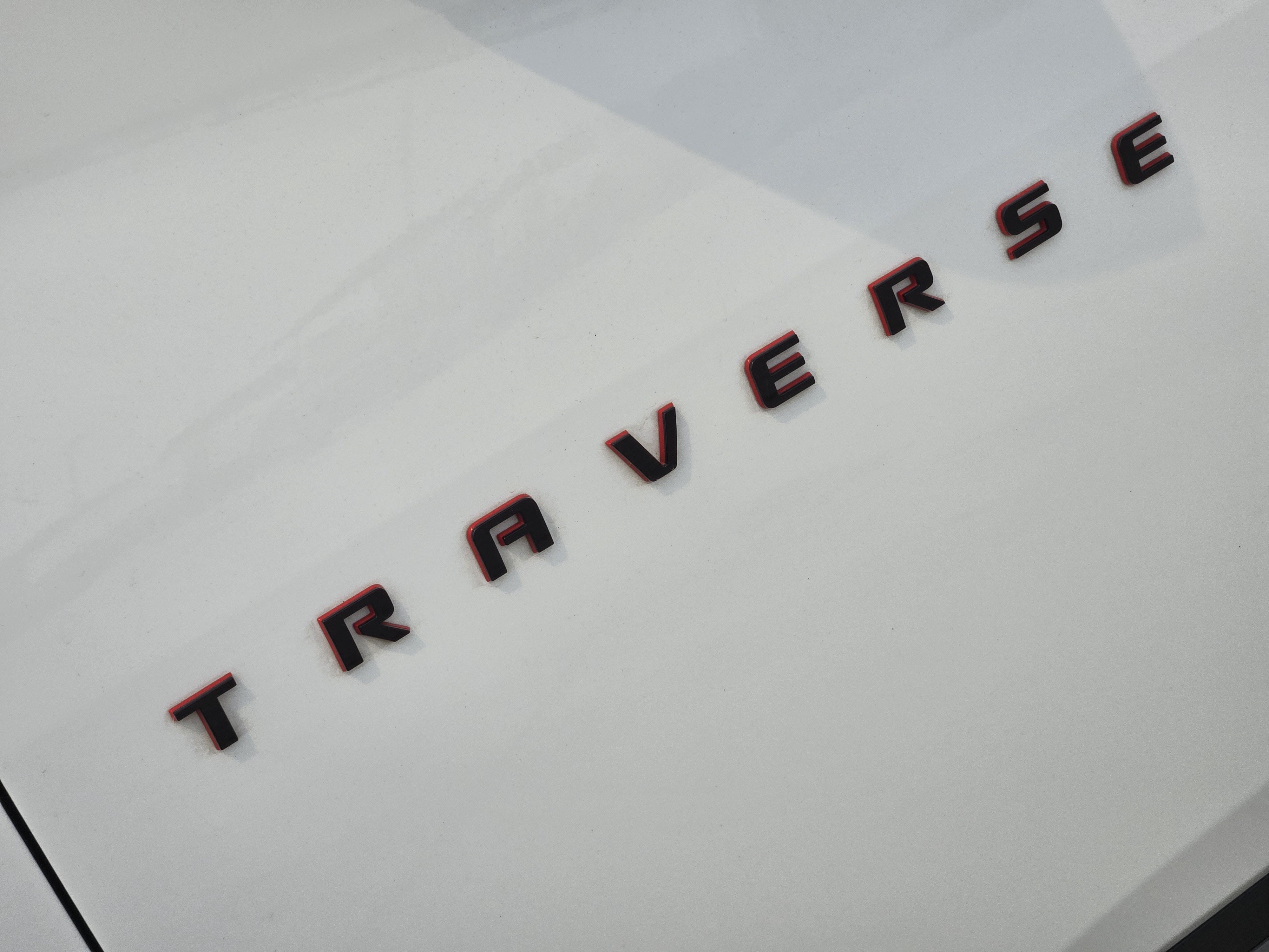 Used 2023 Chevrolet Traverse Premier w/ Redline Edition FWD image 10