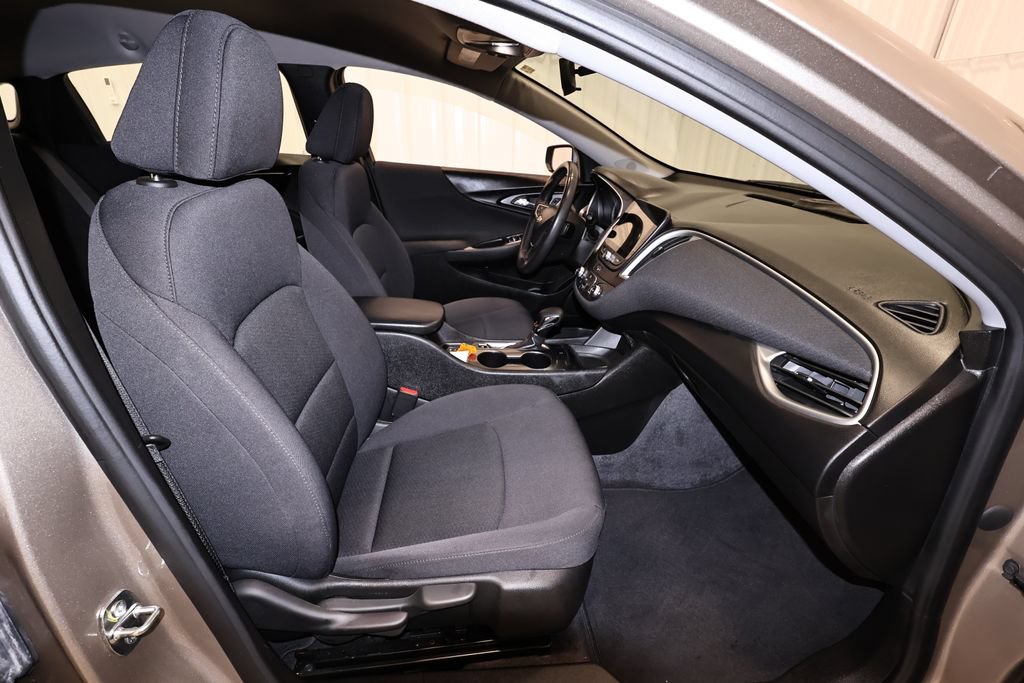 Used 2022 Chevrolet Malibu RS FWD image 20
