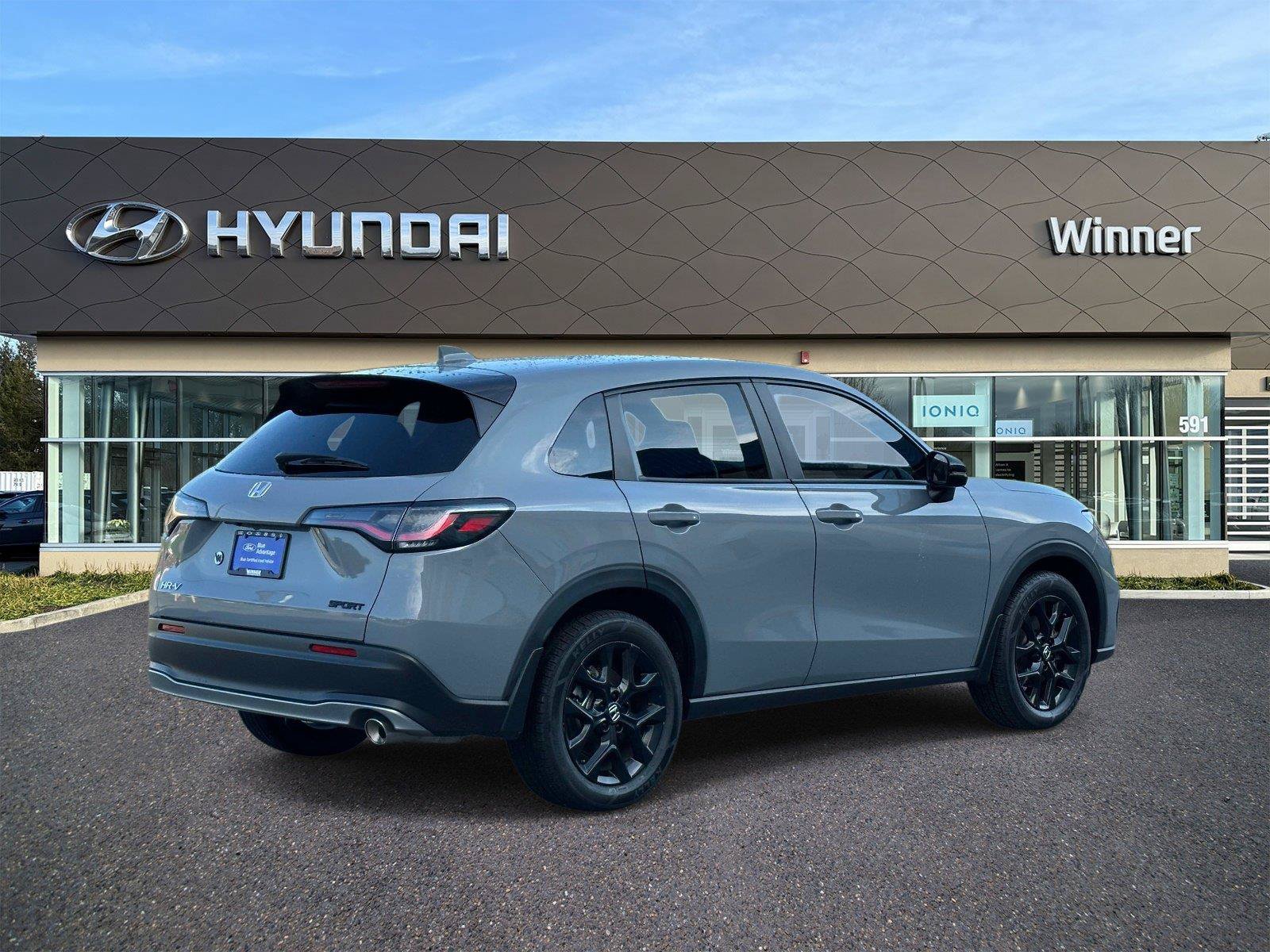Used 2024 Honda HR-V Sport image 4