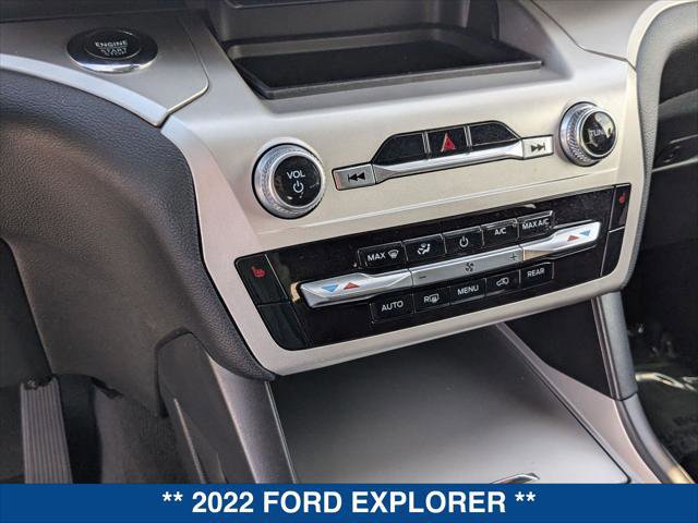 Certified 2022 Ford Explorer XLT image 17