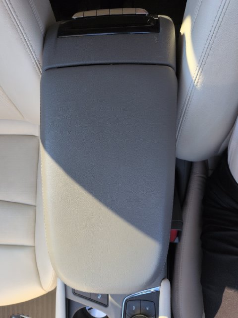 Used 2021 Cadillac XT5 Premium Luxury w/ LPO, Floor Liner Package FWD image 43