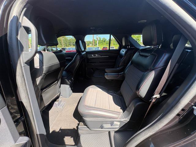 Certified 2025 Ford Explorer ST-Line AWD/4WD image 30