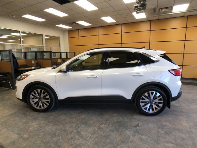Certified 2021 Ford Escape Titanium image 4
